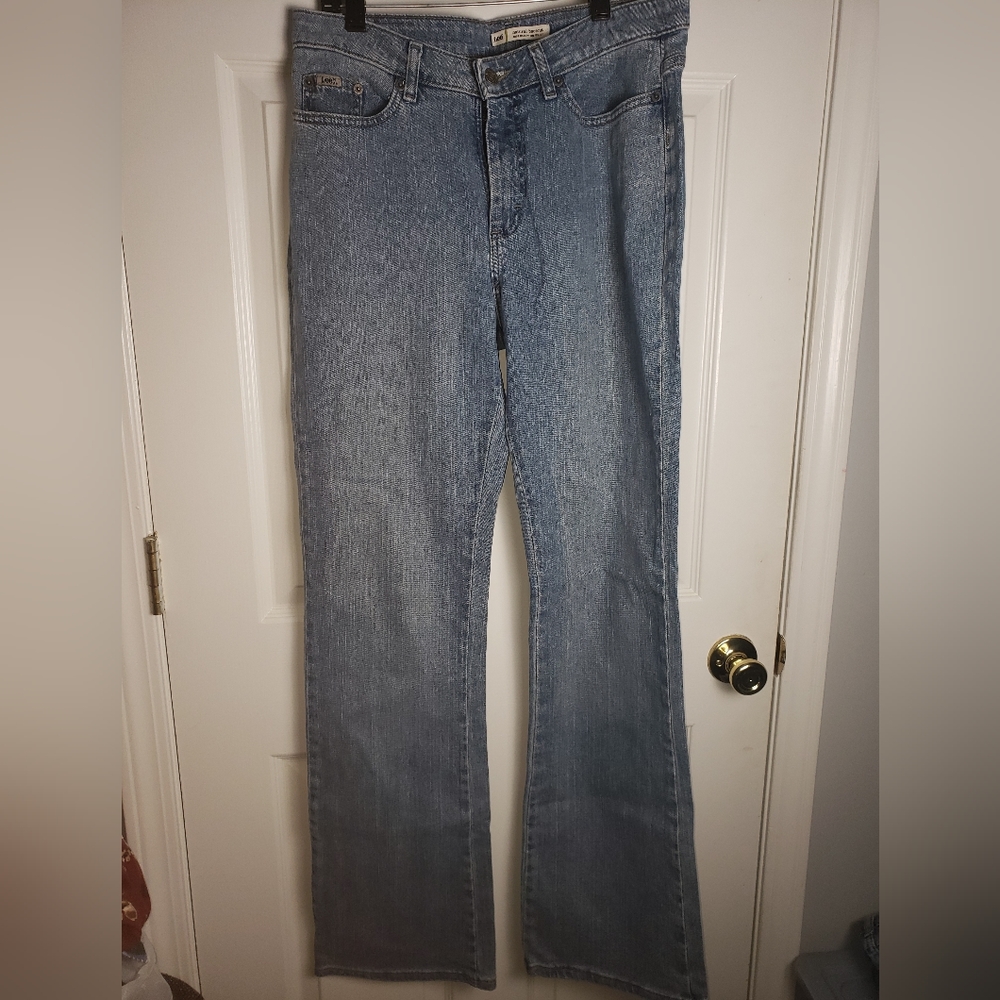Lee Jeans Natural Bootcut Just Below The Waist